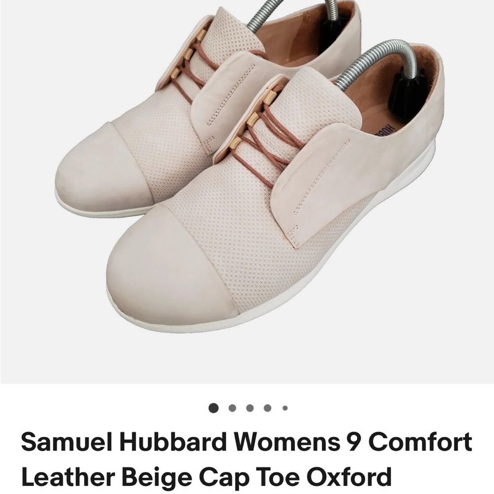 Cream Leather Flats with Cap Toe and Minimalist Design